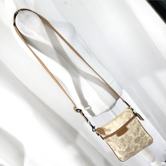 COACH! CREAM & TAUPE BROWN/TAN LOGO FABRIC CROSSBODY, MINI ZIPPER PURSE! - Picture 13 of 13